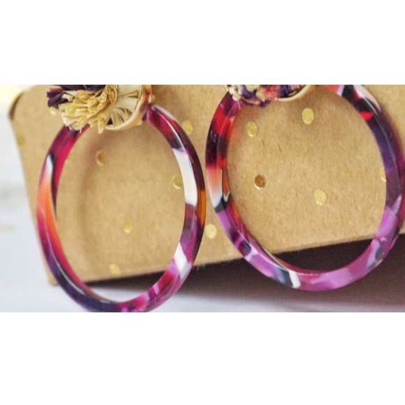 NEW! Acrylic Marble Stud Post Raffia Hoop Earrings - Picture 9 of 9